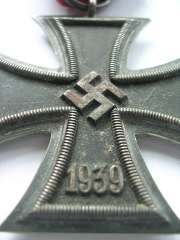 Iron Cross 2nd class WWII marked "122" thus J.J.Stahl, Strassbourg